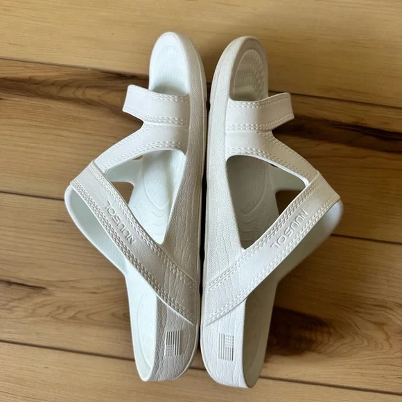 NuuSol Arch Support White Sandals size 9 - Picture 4 of 6